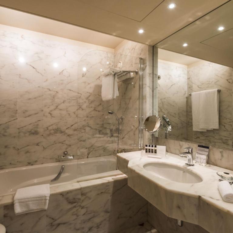 Royal Plaza Montreux - Executive Suite mit Balkon und Seeblick - 4