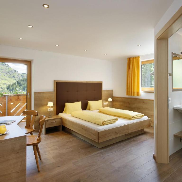 Garni-Hotel Wiesental - Habitación Doble con balcón - 1