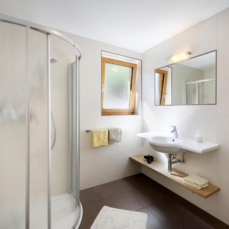 Garni-Hotel Wiesental - Habitación Doble con balcón - 4