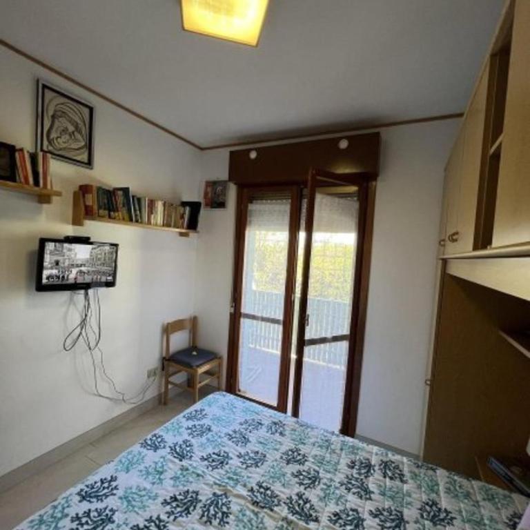 Spacious apartment with pool access - Appartamento - 13