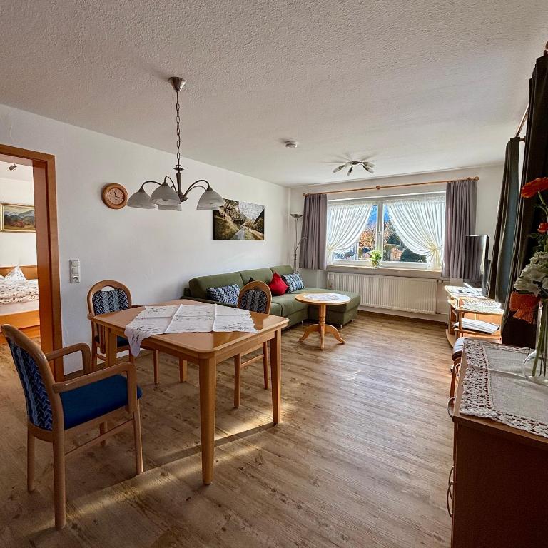 Gästehaus Söllerblick - Apartment mit 1 Schlafzimmer und Balkon - 5