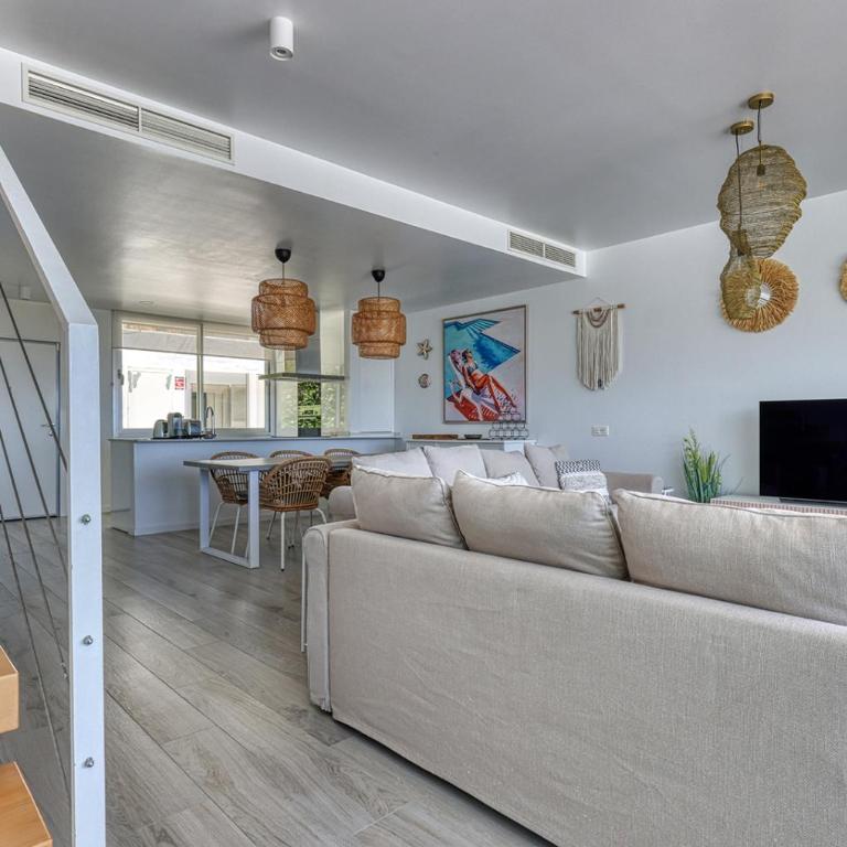 Stunning Three Bedroom Townhouse with Great Views! - Apartamento de 3 dormitorios - 31