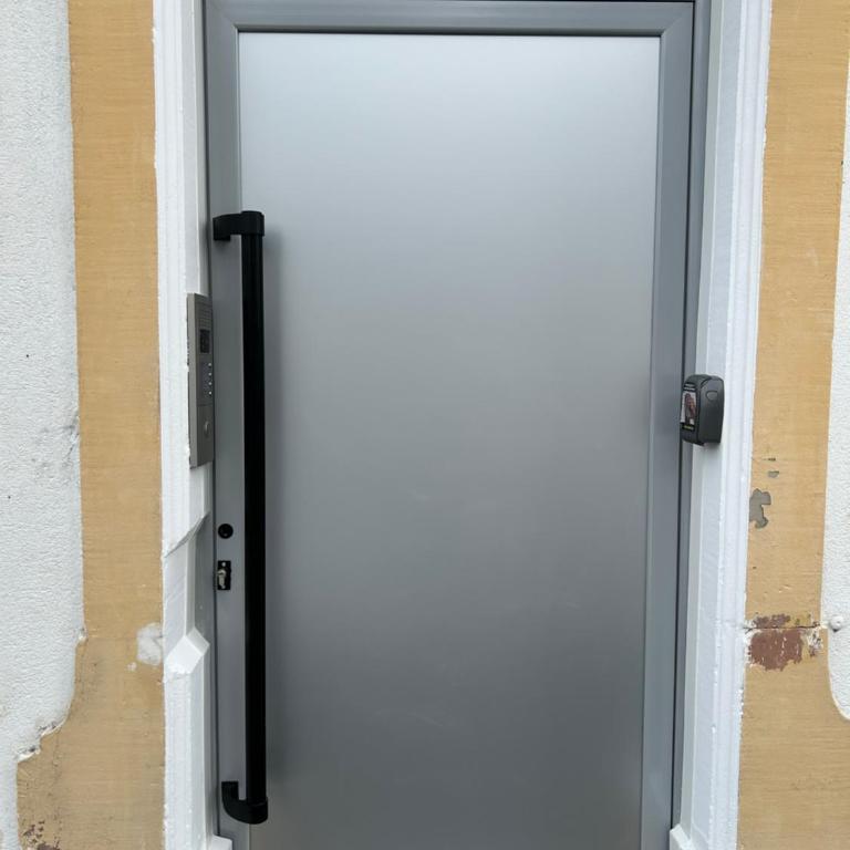 Renove Comfortable Appartement Mulhouse - Apartamento de 2 dormitorios - 3