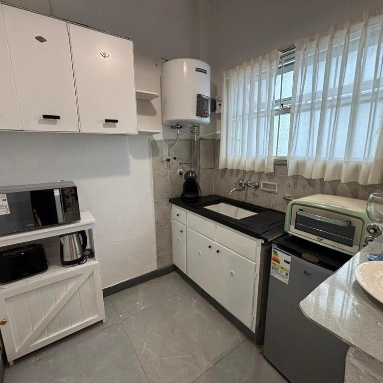 Cozy and a stone's throw from the Urquiza sea and the coast - Studio Apartment with One Double Bed - 2