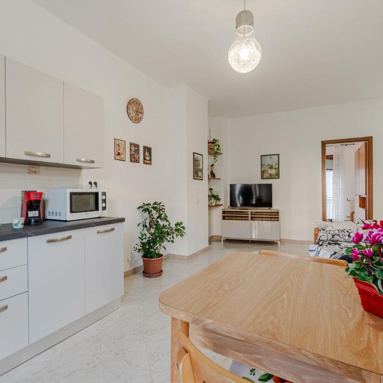 Casa Gina - Appartamento Accogliente e curato - Appartamento con 1 Camera da Letto - 1