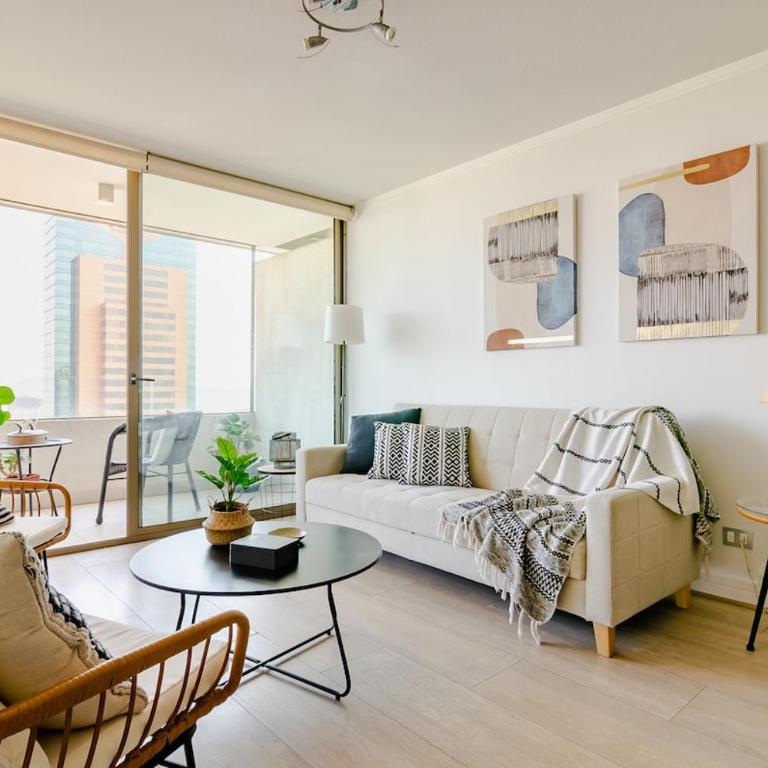 Very comfortable, amazing location - One-Bedroom Apartment with View - 12