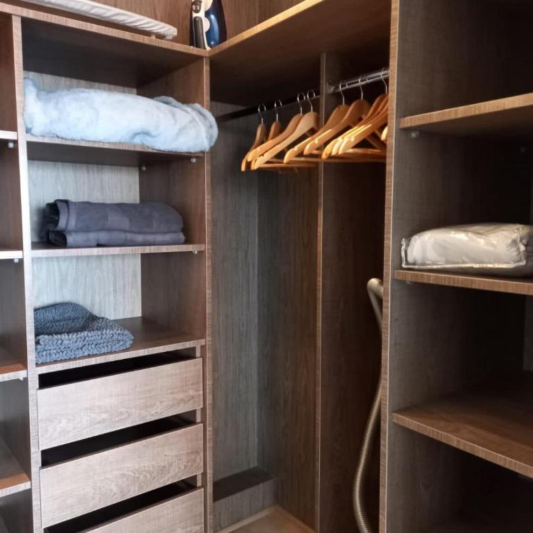 Very comfortable, amazing location - One-Bedroom Apartment with View - 21