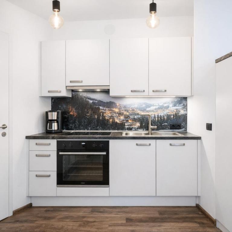 Club Alpenresidenz Gastein - Apartment mit Blick auf die Berge - 6
