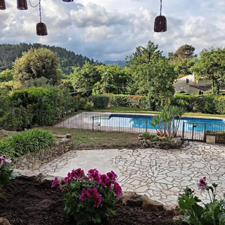 Magnificent Stone Villa in Le Tignet - Villa avec Piscine Privée - 18