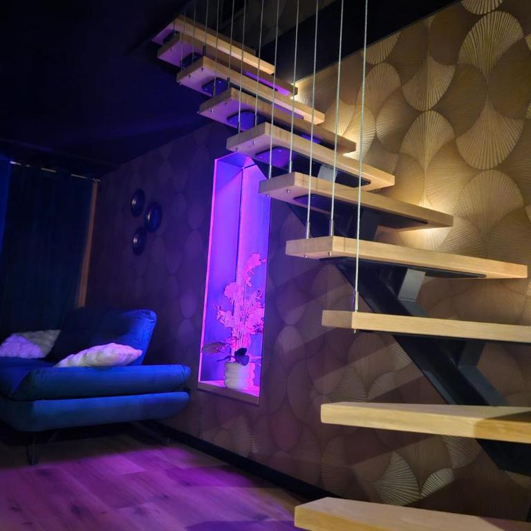 Suite romantique avec jaccuzzi - proche des lacs - La secrète room - Maison 1 Chambre - 15