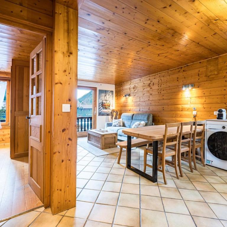 Apartment 7p Balcony Mountain View Parking Ski - Appartement 2 Chambres - 7