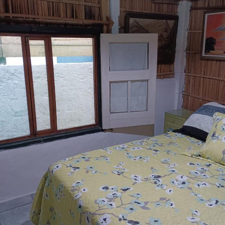 Bom axe - Two-Bedroom House - 10