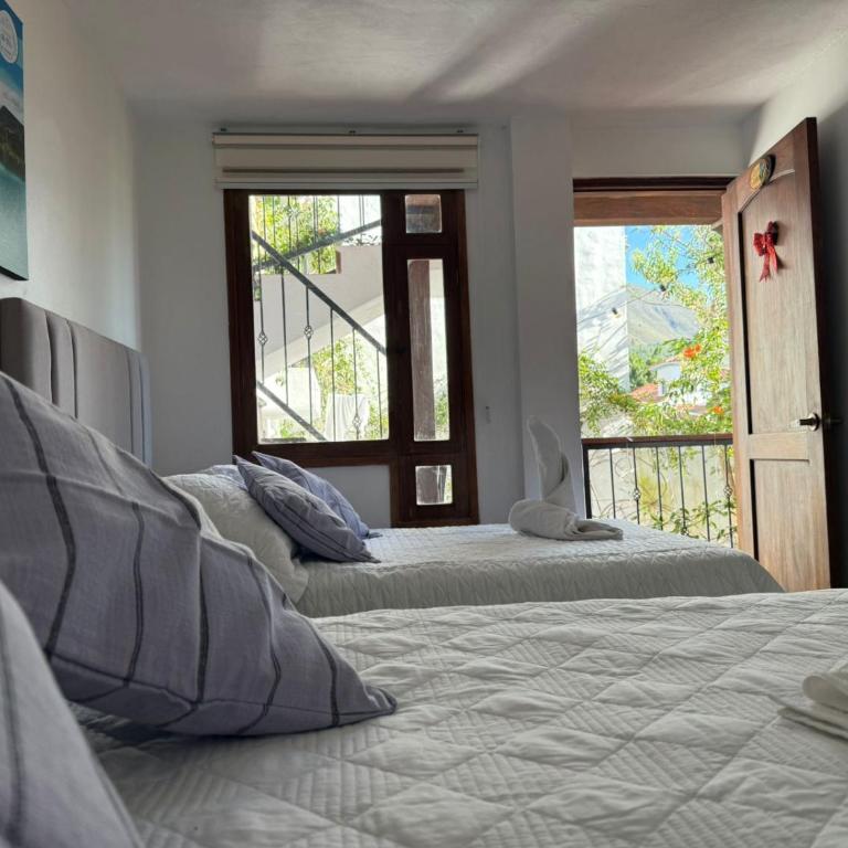 Casa Hotel El Encanto de Villa - Twin Room with Private Bathroom - 2