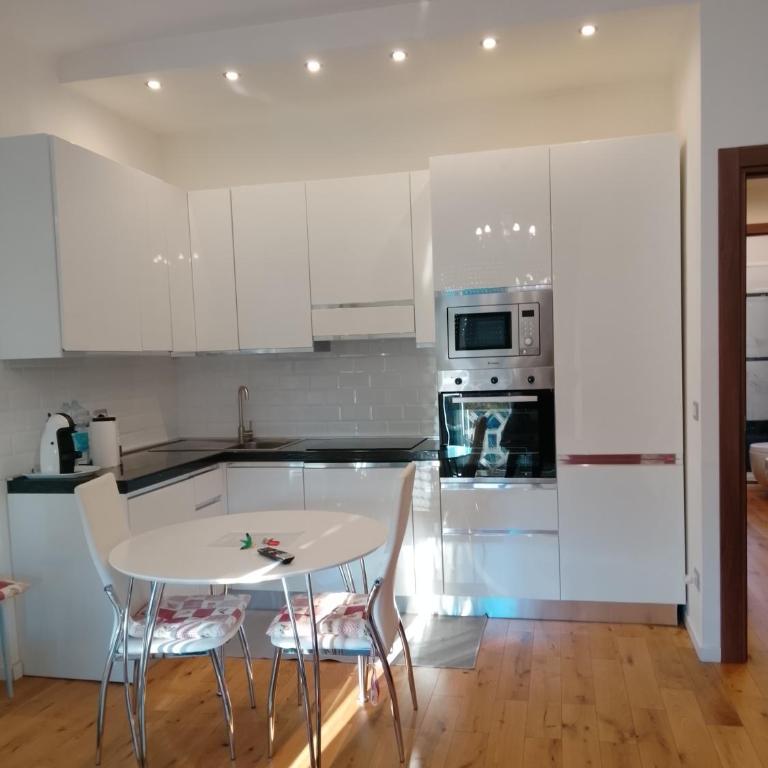 Loft moderno zona 8 Milano - Appartamento con 1 Camera da Letto - 21