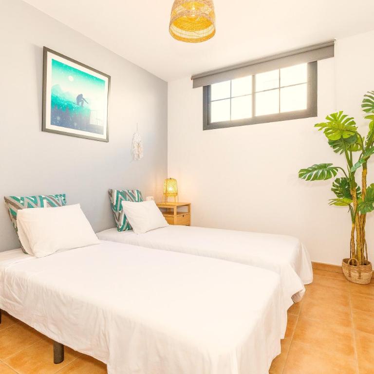 Villa Solana - Private Pool & Rooftop near the Beach - Villa - 14