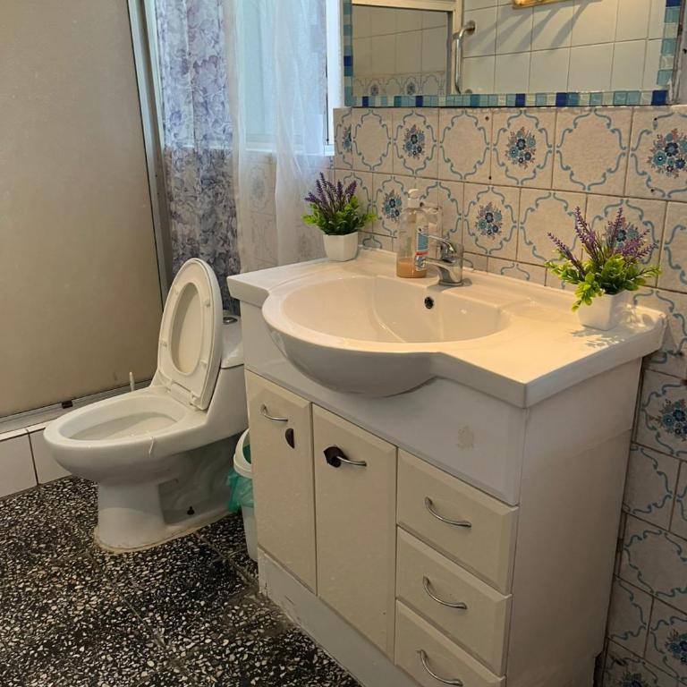 Betty Hospedaje-Full Equipada-Estacionamiento Incluido - Apartment - 4