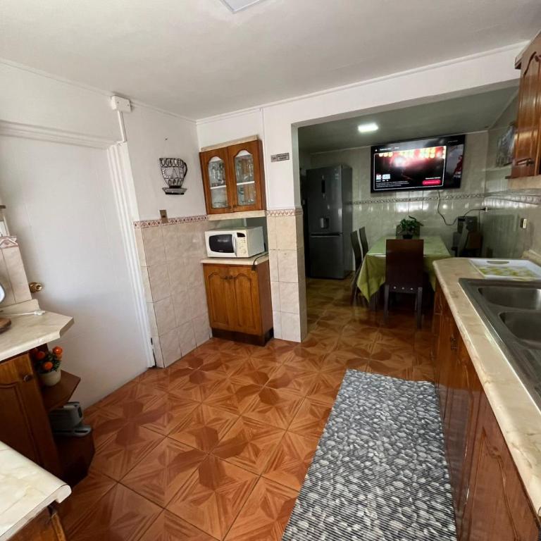 Betty Hospedaje-Full Equipada-Estacionamiento Incluido - Apartment - 10