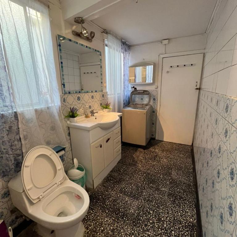 Betty Hospedaje-Full Equipada-Estacionamiento Incluido - Apartment - 41