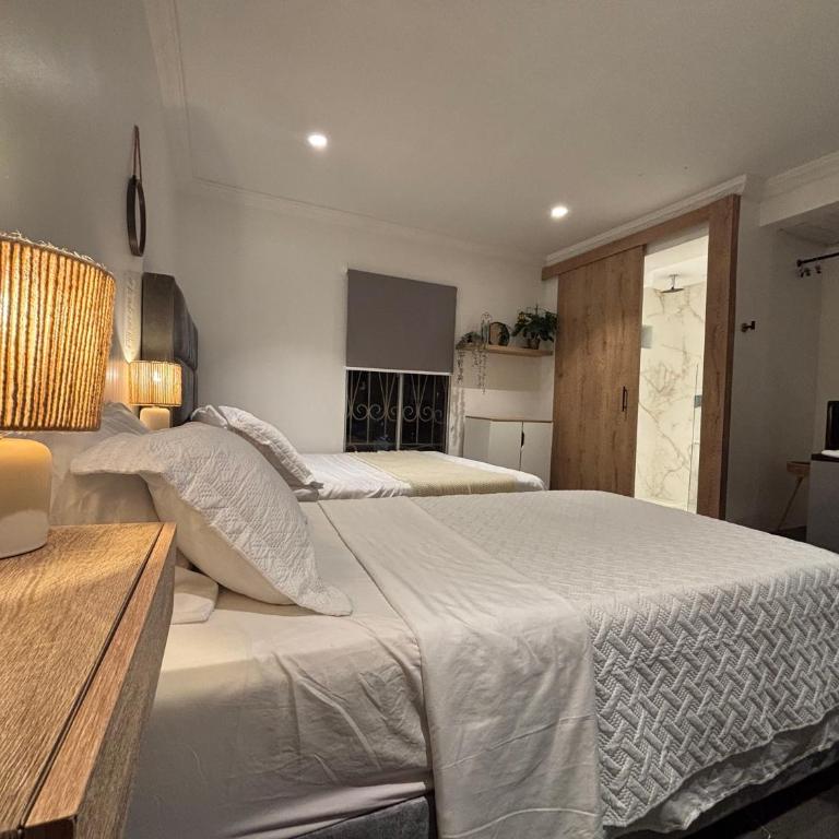La perla central Sai 2 - Habitación Doble con baño privado - 1