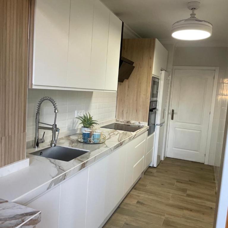 Casa Orilla del Mar - Three-Bedroom Apartment - 9