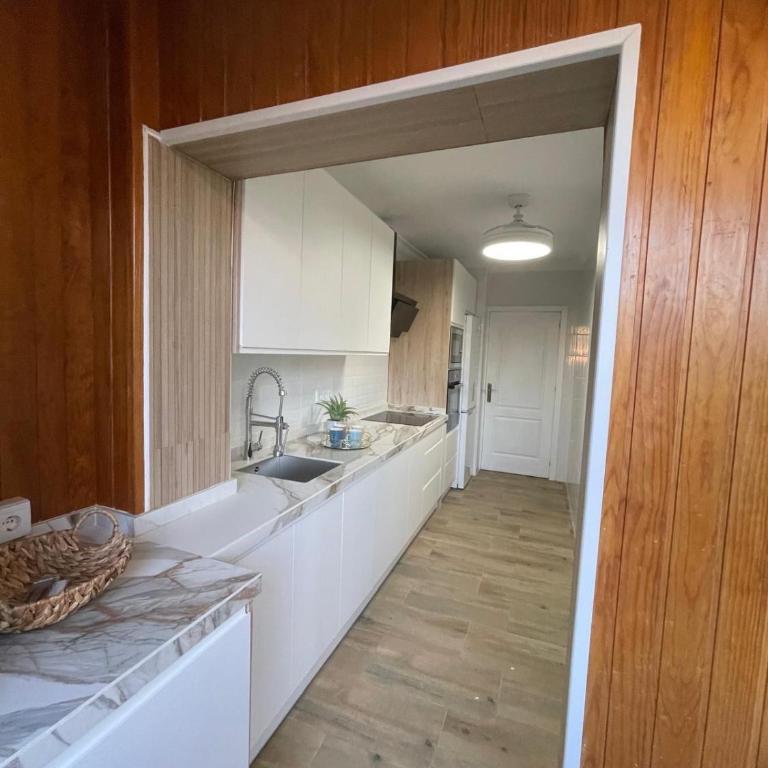 Casa Orilla del Mar - Three-Bedroom Apartment - 12