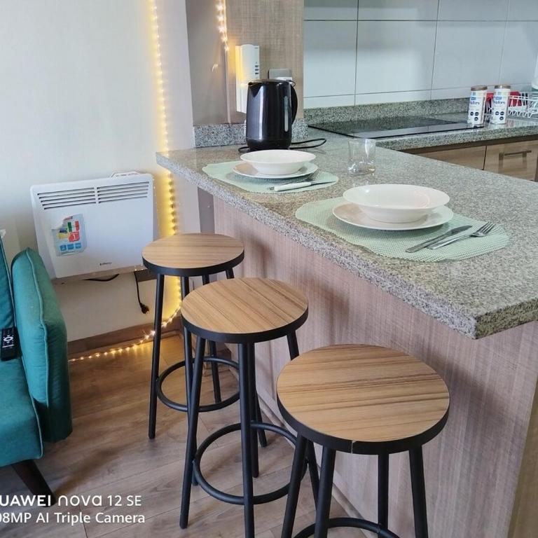 Comfortable next to airport Mutual and Terminal - Two-Bedroom Apartment - 9