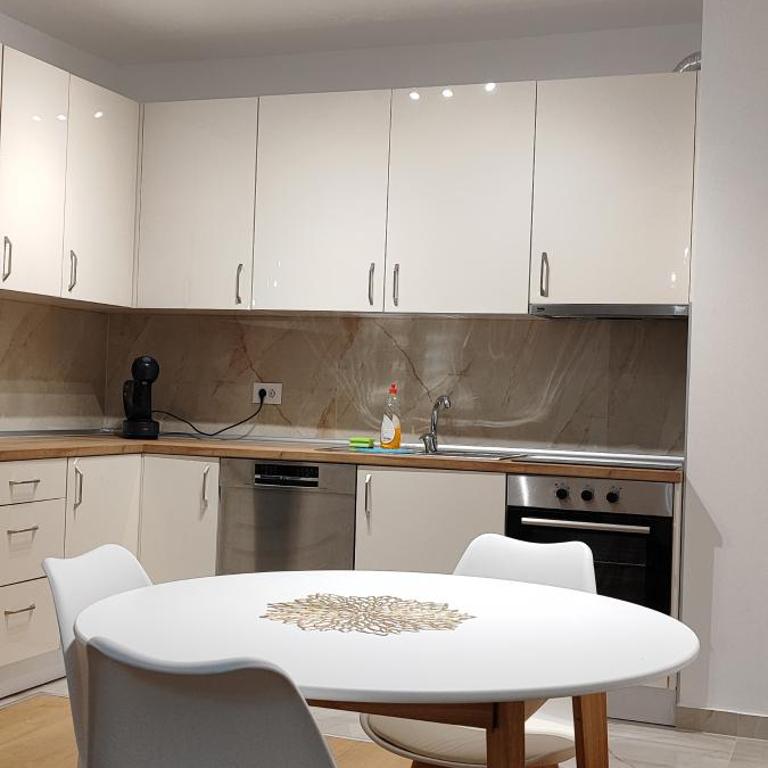 Apartman Sreća - One-Bedroom Apartment - 9