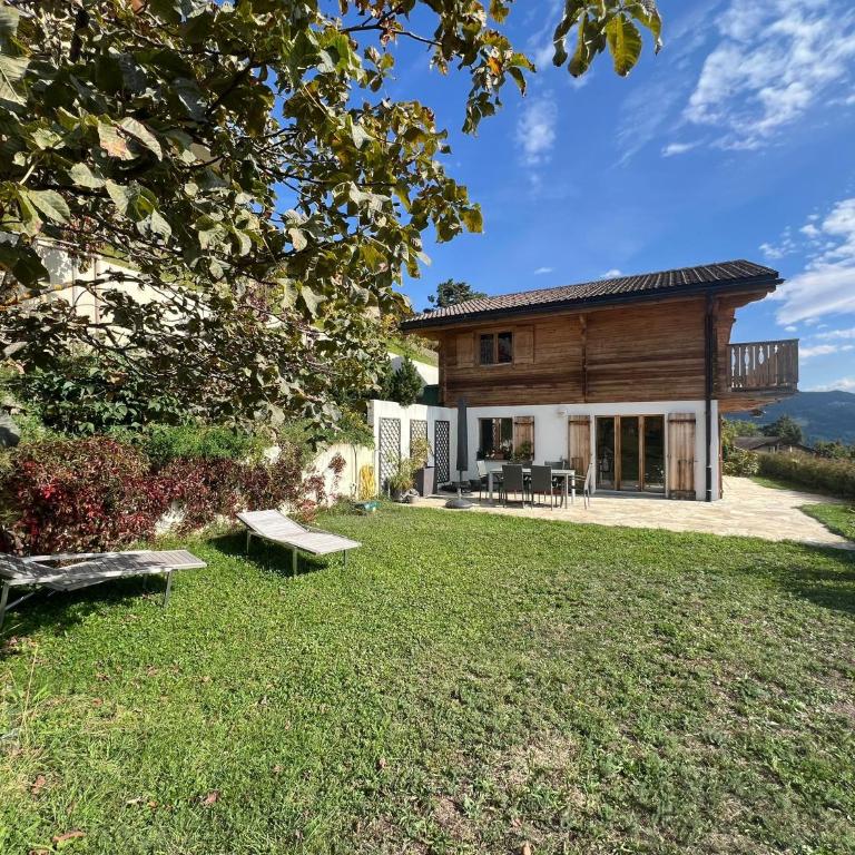 Chalet cosy plein sud proche Crans Montana et Anzère! Vue unique sur les Alpes - Chalet mit 3 Schlafzimmern - 1