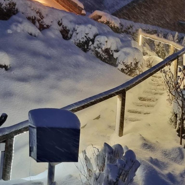 Chalet cosy plein sud proche Crans Montana et Anzère! Vue unique sur les Alpes - Chalet mit 3 Schlafzimmern - 15