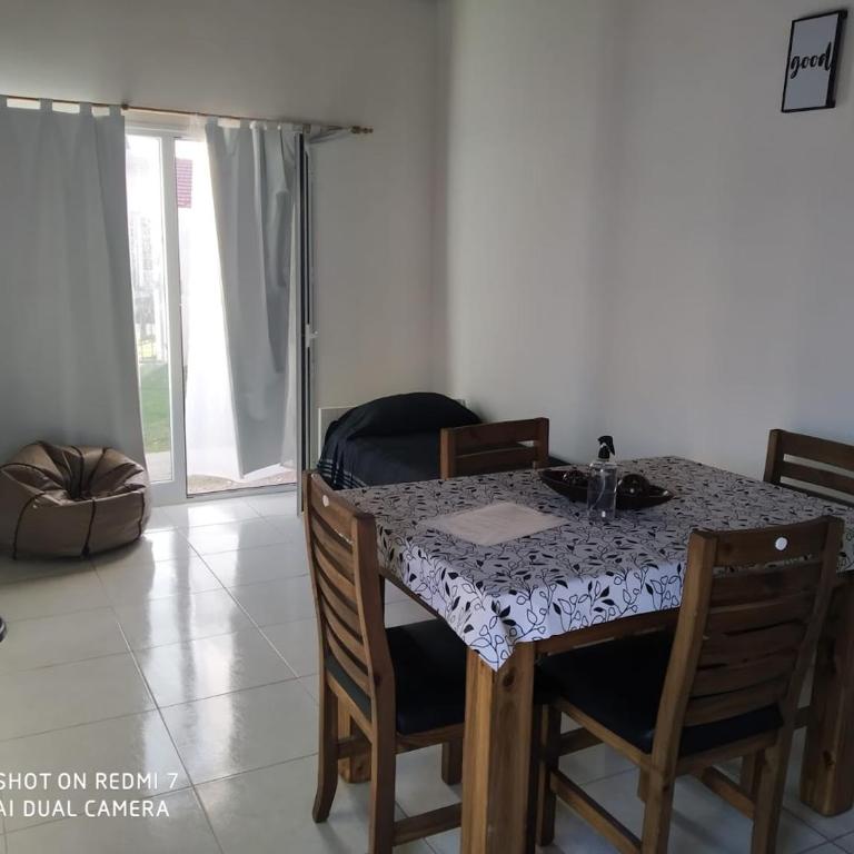 Departamentos Necochea - One-Bedroom Apartment - 6