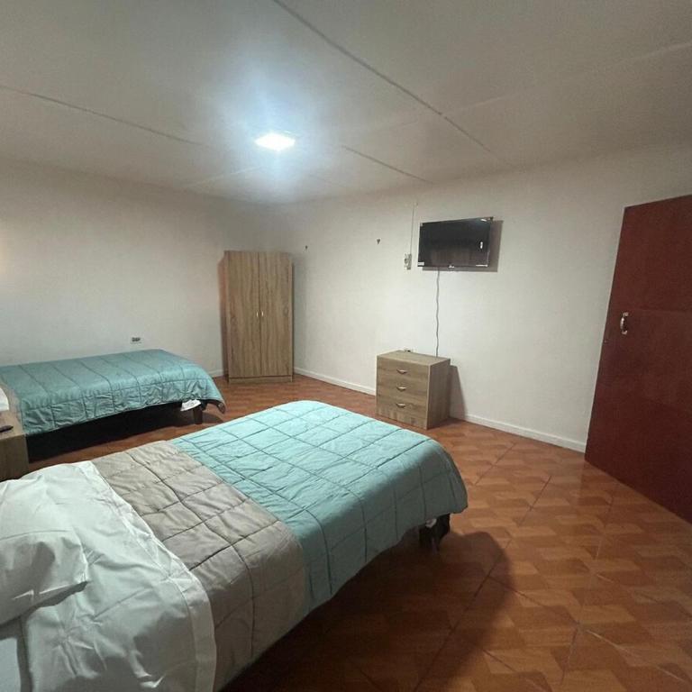 Casa hostal - Eight-Bedroom House - 6