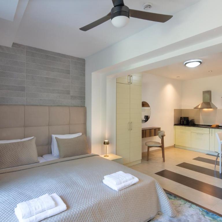 Torch Apartments - Studio - 6