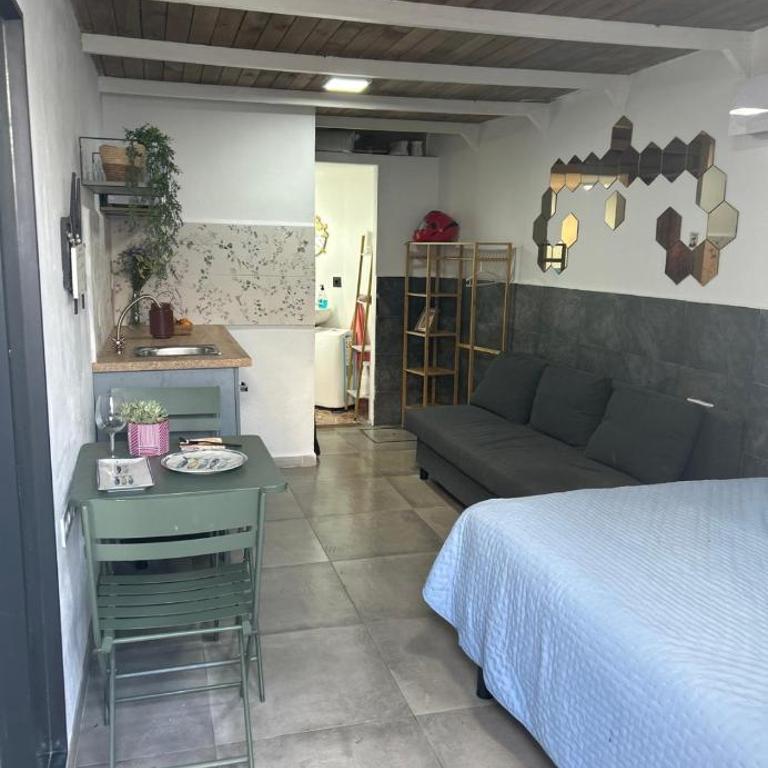 LA RESERVA EL JARDiN - Habitación Individual con vistas al jardín - 6