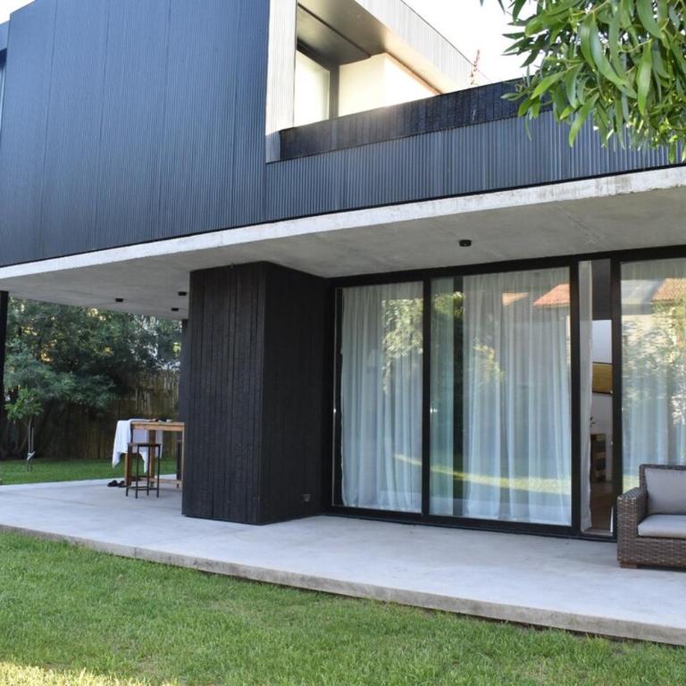 Brand new house in Bosque Peralta Ramos - Three-Bedroom House - 24