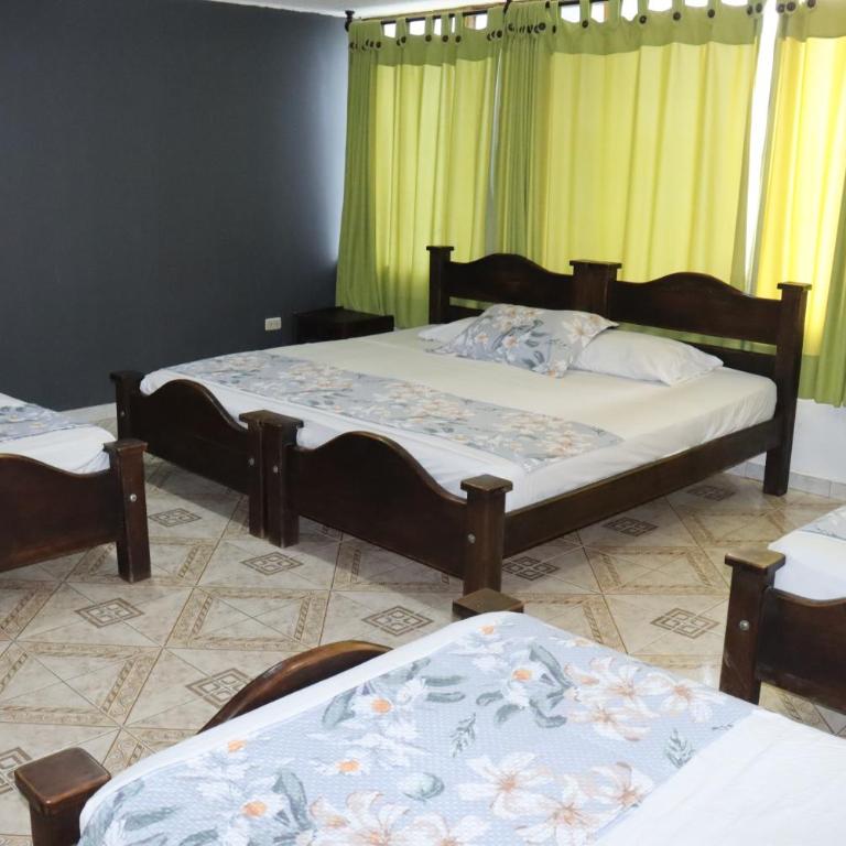 Hotel Inambu Villavicencio - Family Room with Private Bathroom - 7