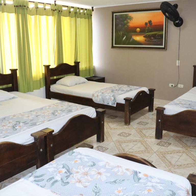 Hotel Inambu Villavicencio - Family Room with Private Bathroom - 9
