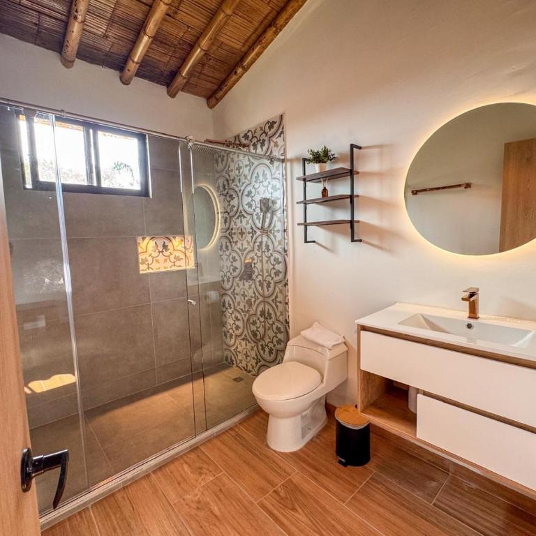 Tukawa - Queen Suite with Spa Bath - 2
