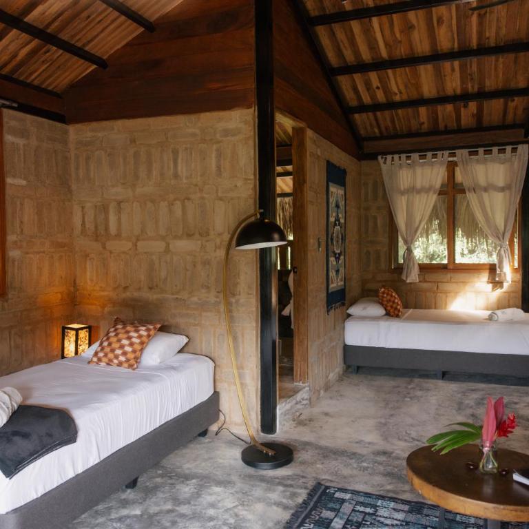 Salvia Madre Hotel Boutique - Quadruple Room with Mountain View - 4