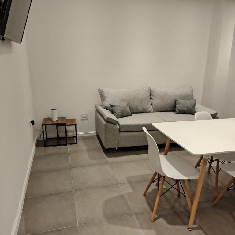 Departamento 3 ambientes a estrenar a 3 cuadras de la playa con cochera - Two-Bedroom Apartment - 6