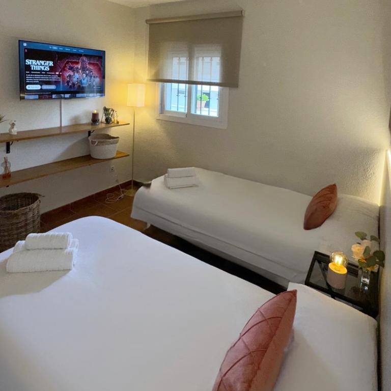 Caroline House Marbella Puerto Banus - One-Bedroom Apartment - 4