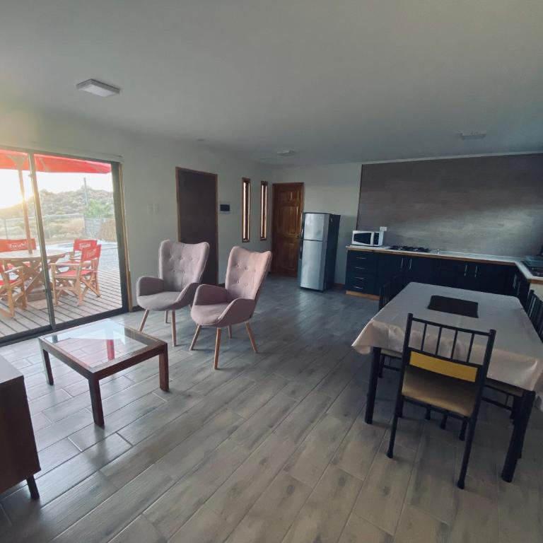 Hometotoralillo - Two-Bedroom Apartment - 9