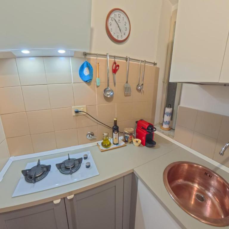 Casa Mirella near Piazza Navona, Rooftop Views - Appartamento Familiare con 1 Camera da Letto - 12