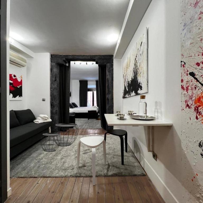 Estudio en Sol (G) - Triple Room with Balcony - 4