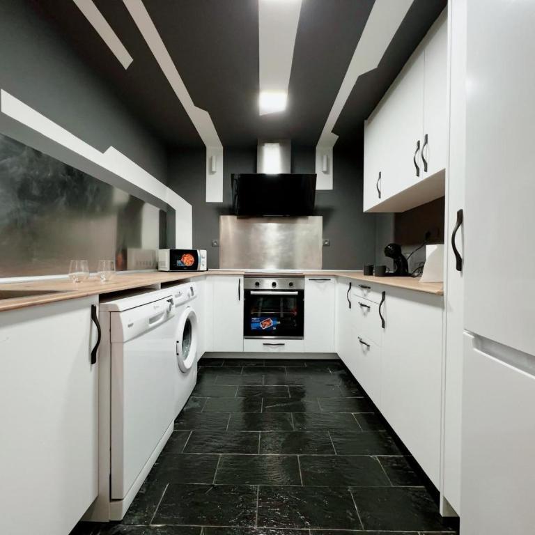 Estudio en Sol (G) - Triple Room with Balcony - 9