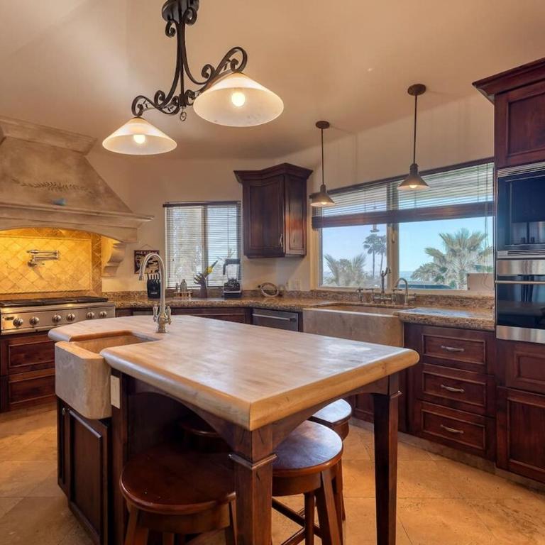All-Inclusive Beach Casa between two 5-Star Hotels - Three-Bedroom Villa - 13