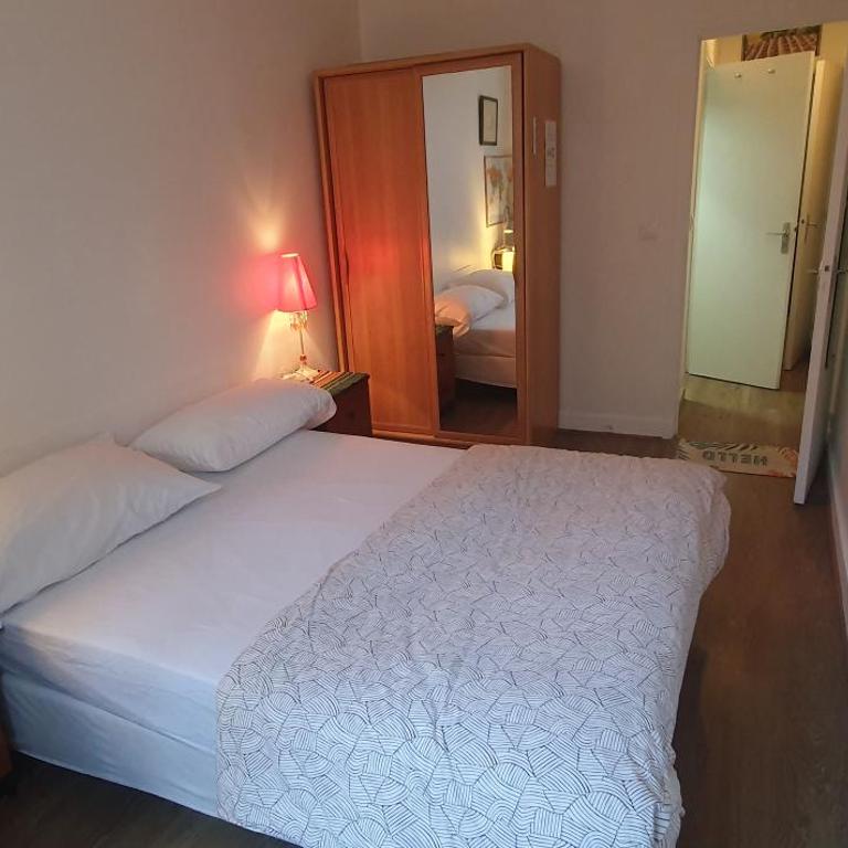 Appartement au cœur de Paris - Chambre Double - 13
