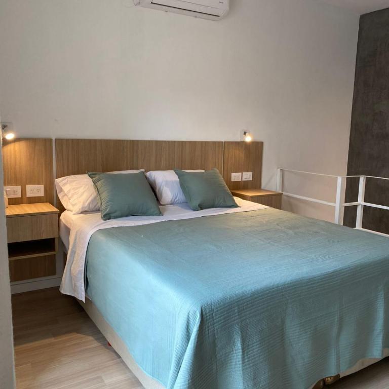 Aires del Rio Apart - One-Bedroom Apartment with View - 5