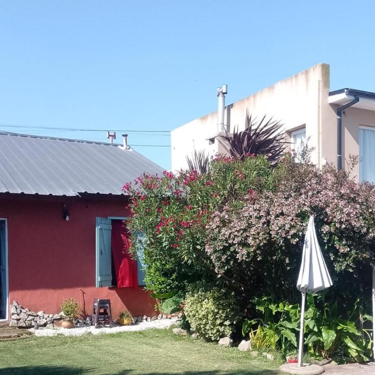 Casa Los colibrí - Two-Bedroom House - 33