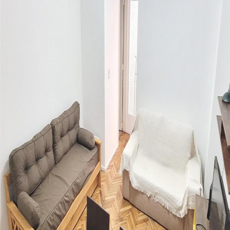 Luminoso, muy completo y bien ubicado Departamento de 2 ambientes - Límite de Retiro/Recoleta - One-Bedroom Apartment - 1