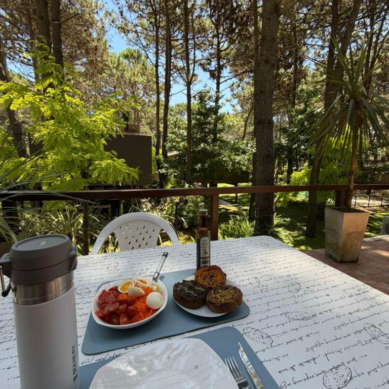 Jardines del Bosque - Two-Bedroom Apartment - 17